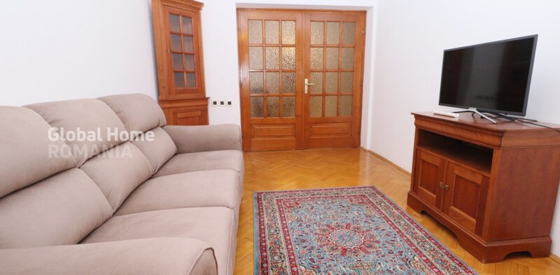 Piata 1 Mai, apartament 4 camere, loc parcare in curtea interioara, 4 balcoane